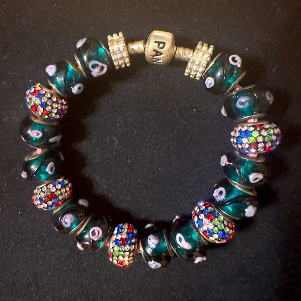 Glass Beads on the leather braided pink bracelet silver clasp says Pandora - Picture 3 of 6